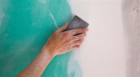 how to prepare drywall for painting after sanding - should you use a roller or brush when painting drywall?